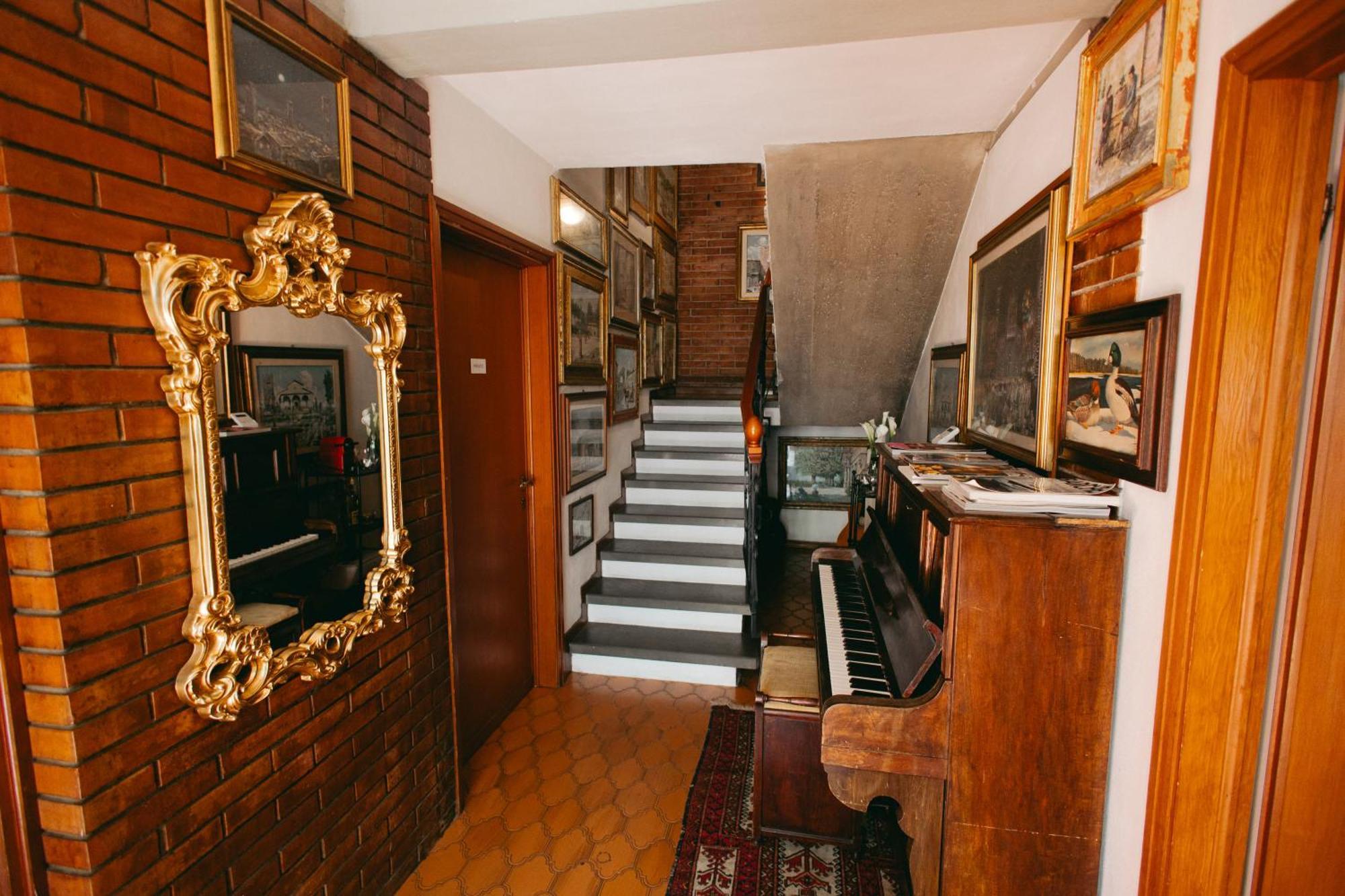 Enzo'S House Otel Lucca Dış mekan fotoğraf